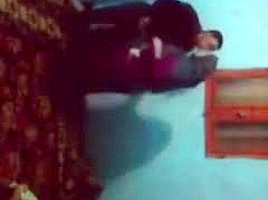 اخ يزنق اخته المحجبه فى اوضه على السطوح1