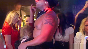 Amateur nightclub teens 18+ fucked by strippers