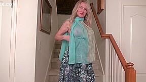 American Milf Eva Griffin Fingers Her Nyloned Wet Pussy