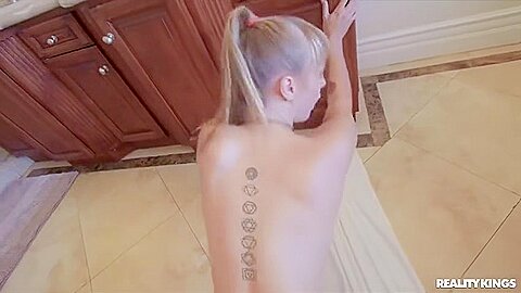 Angel Youngs, August Skye - Quick! While Shes In The Shower