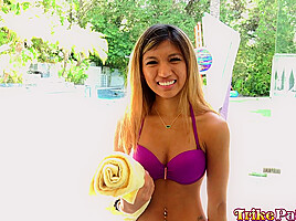 Asian Girl Xxx With Gorgeous Young Pinay On Trike Patrol