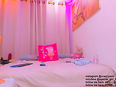Cute Young Amateur Web Cam Girl Masturbates With Her Toy