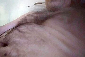 Danrun Step daddy here toying my big ass and cock for you