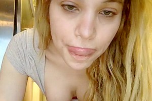 Dream Girl Has a Fat Pussy