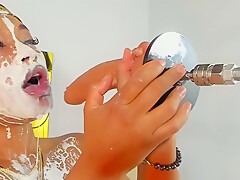 Ebony Slut Takes Throat Pounding