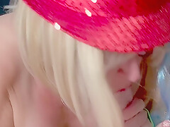 Granny Loves Blowjobs - The Art Of Sucking A Cock (close-up)