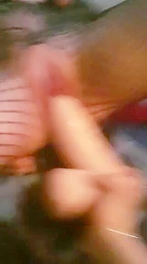 Huge tits whore fuck a huge dildo
