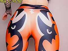 In Spandex Leggings Shakes Her Ass And Rides A Big Ribbed Dildo