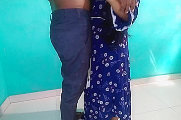 Kaam Karne Wali Ko Paise Dekar Choda