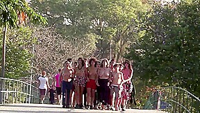MARCHA DE LA 100 TETAS