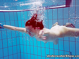 Martina Video - UnderwaterShow