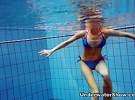Martina Video - UnderwaterShow