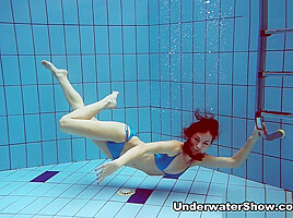 Martina Video - UnderwaterShow