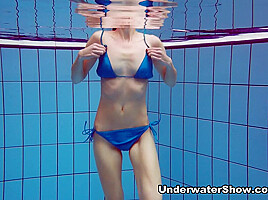 Martina Video - UnderwaterShow