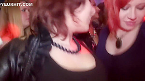 Real european amateur gets fingered