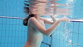 UnderwaterShow Video: Zuzanna