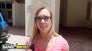 White Tourist With Thicc Booty Riding Cock In A Van Somewhere In Miami, Fl