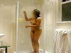 indian punjabi wife susan from gurgaon in shower