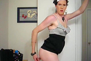 teen 18+ crossdresser toying and fisting