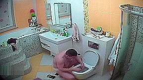the husband of a pregnant wife shaves pussy