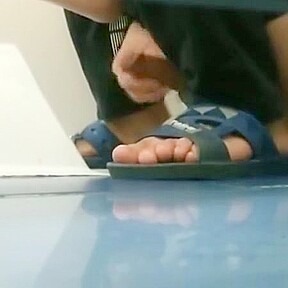 toilet asian jerk off and cum 2